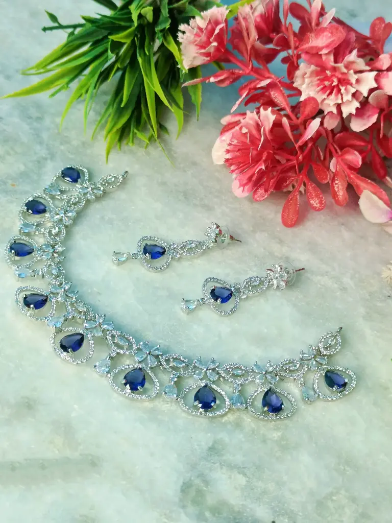 Gorgeous Silver Plated Blue Sapphire Necklace with Earrings